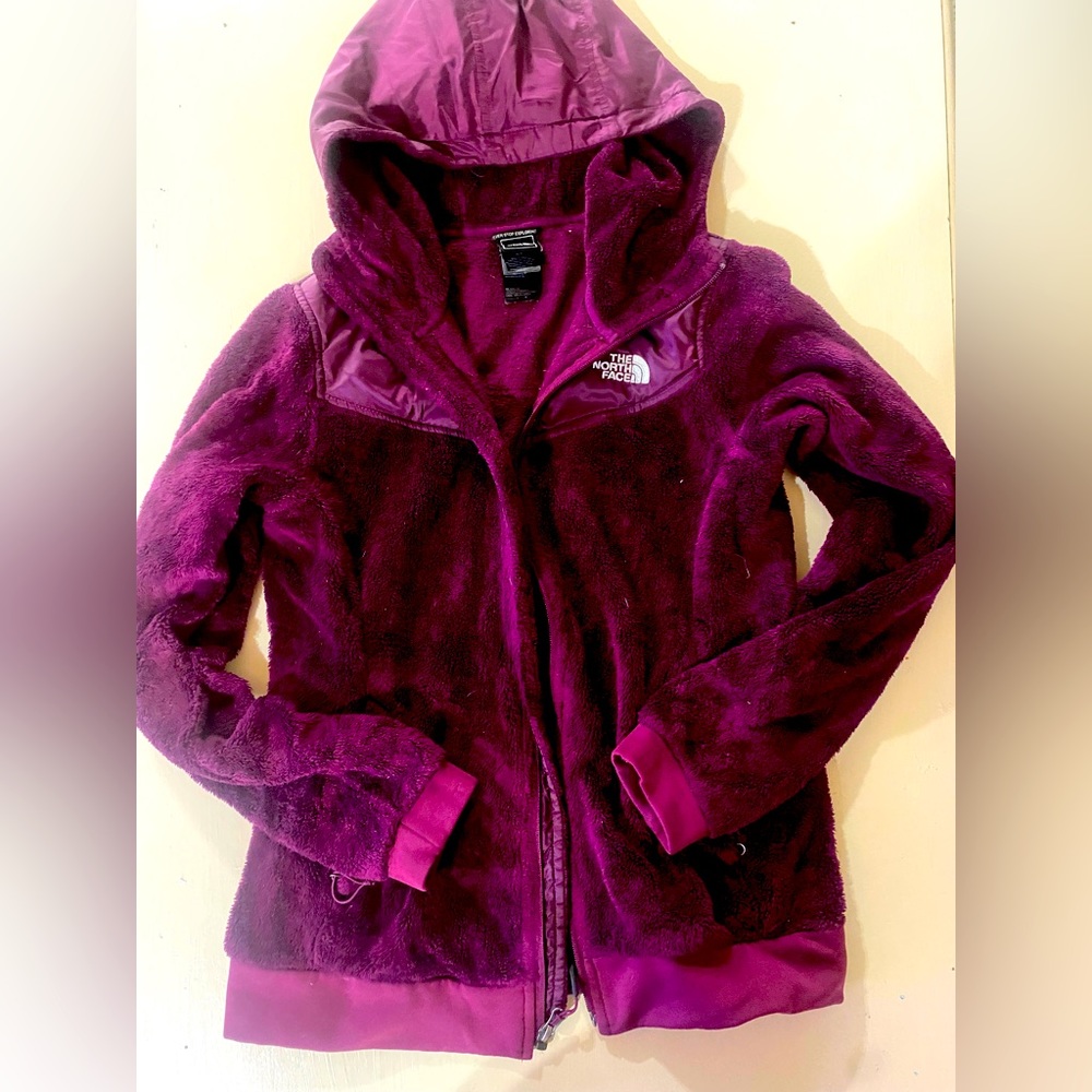 Brand: North Face Size: S/P Color: Magenta/Purple